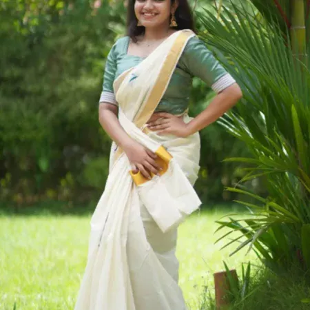 Block Print Kerala Saree – Golden Viscose Cotton