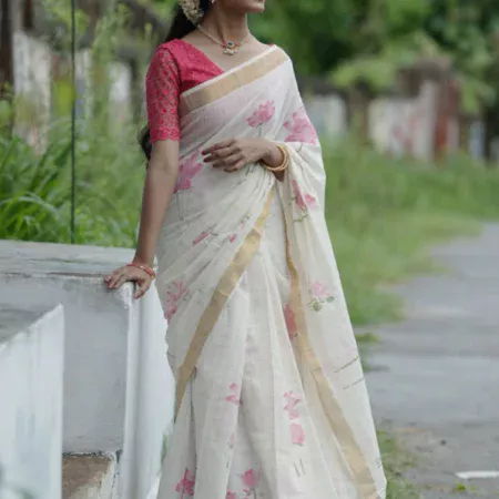 Lotus Block Print Kerala Saree – Gold Checks Tissue Cotton