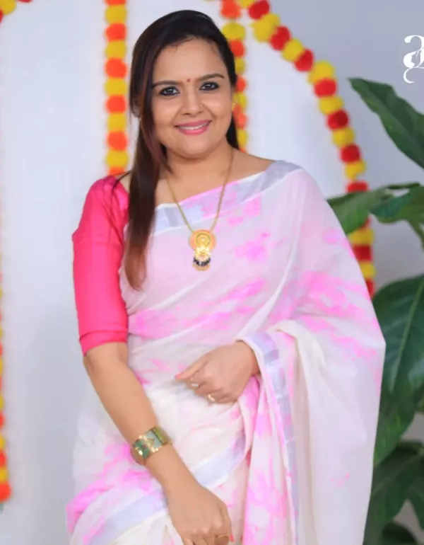 Tie-Dye Kerala Saree – Silver Border