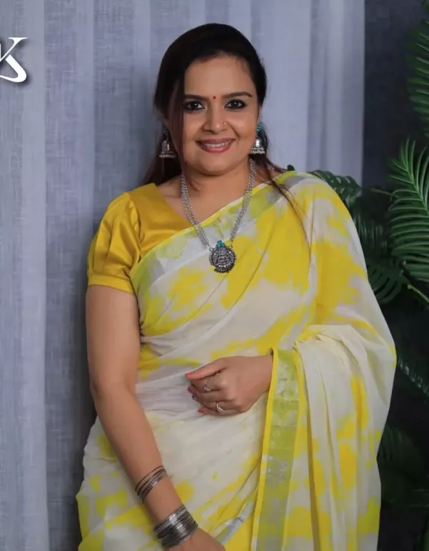 Tie die Kerala Saree silver border